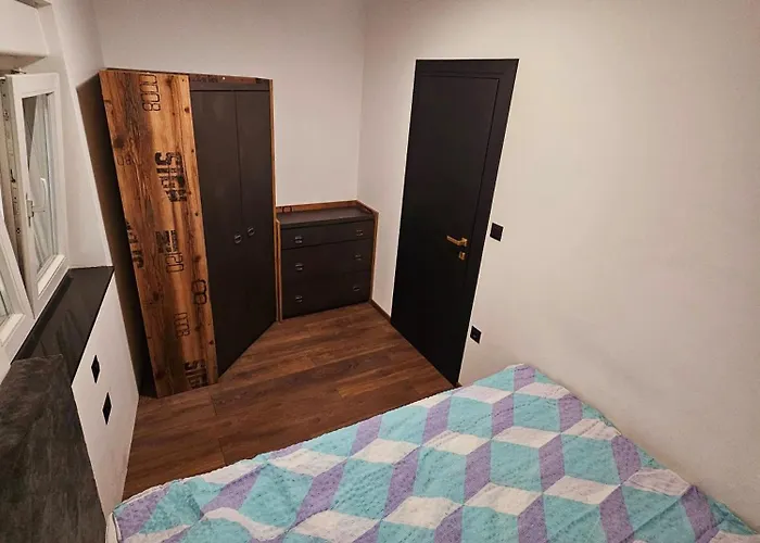 فيلة As Moon With Pool *